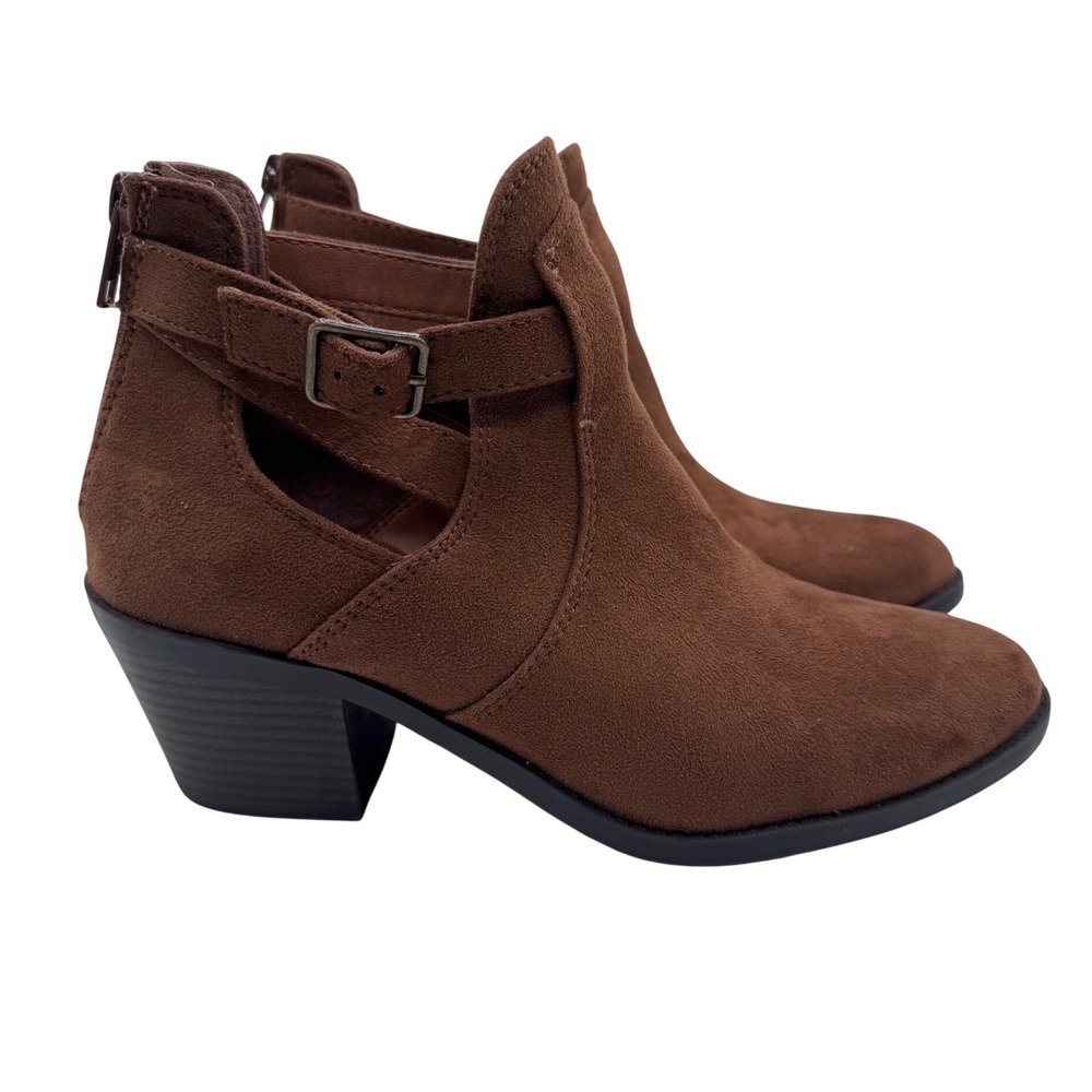Soda 7 Brown Ankle Boots Women's Faux Suede Cutout Buckle Western